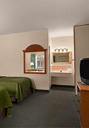 Travelodge By Wyndham Bedford Værelse billede