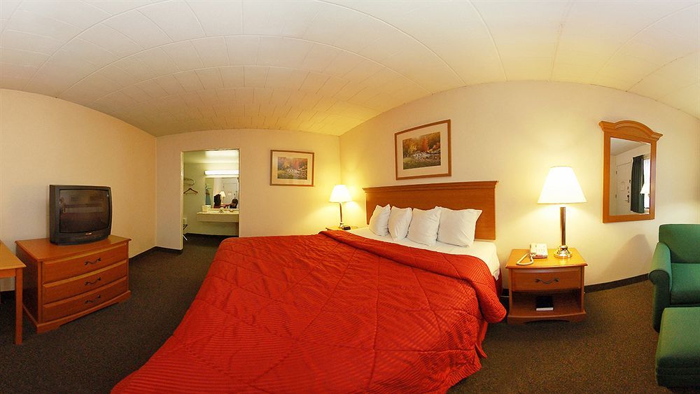 Travelodge By Wyndham Bedford Eksteriør billede