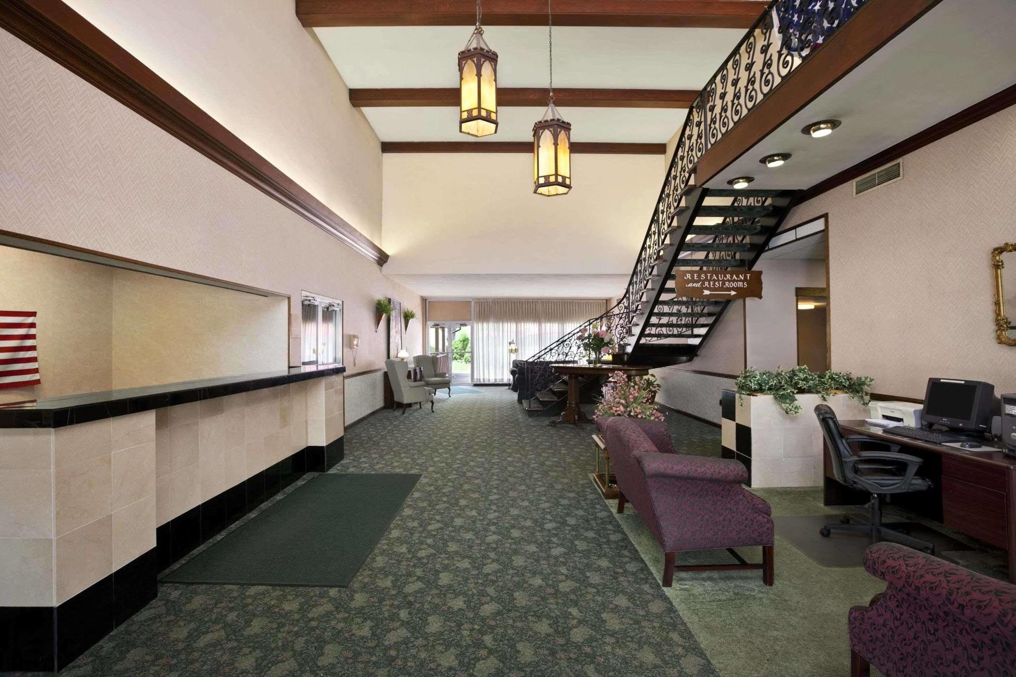 Travelodge By Wyndham Bedford Eksteriør billede